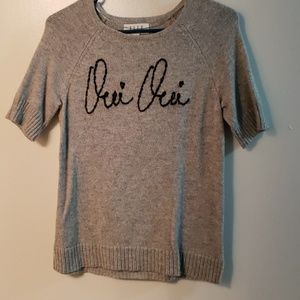 Grey short sleeve sweater